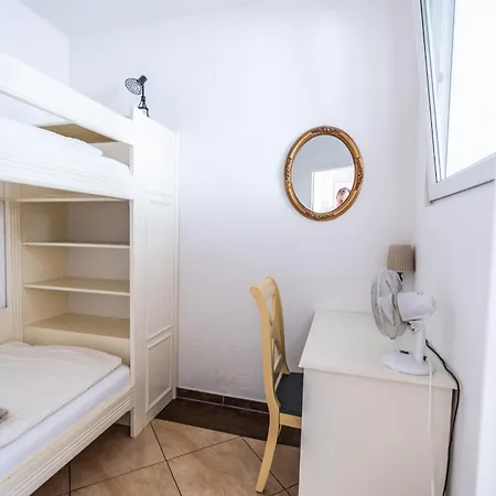 Backstein Obo19 Apartamento *