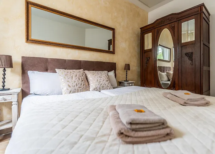 Backstein Obo19 شقة شفيرين